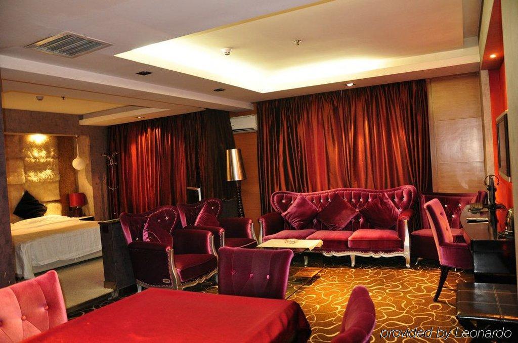 Harbin Yakelai Holiday Hotel Rum bild